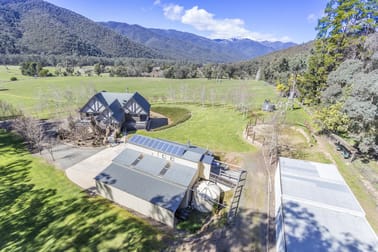 17 Smoko Creek Road Smoko VIC 3741 - Image 2