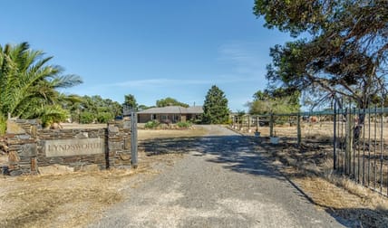 14 Norman Road Aldinga Beach SA 5173 - Image 2