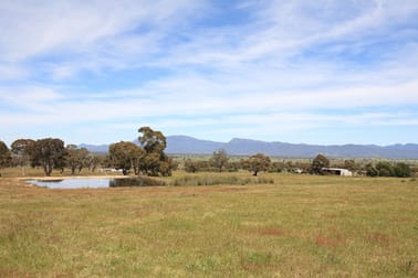 681 Bunjils Cave Road Stawell VIC 3380 - Image 2