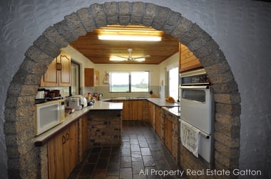 298 Krugers Road Spring Creek QLD 4343 - Image 3