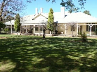 1185 Spring Drive Corowa NSW 2646 - Image 1