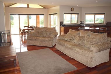 30 Roberts Road Warragul VIC 3820 - Image 3