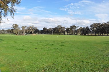 222 Chiltern-Rutherglen Road Chiltern VIC 3683 - Image 2