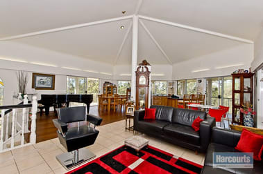 315 Raynbird Road Narangba QLD 4504 - Image 2