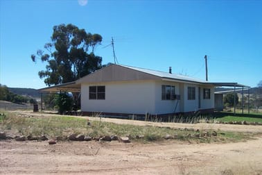 39 Tout Place Young NSW 2594 - Image 1