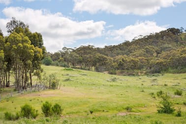 Click to view all images 3 Vick Lane Harcourt VIC 3453 - Image 2