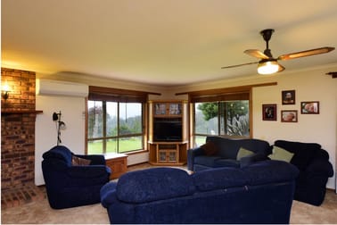 1682 Sandy Creek Road Sandy Creek VIC 3695 - Image 3