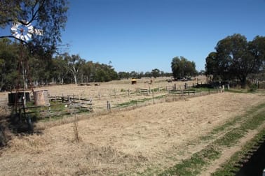 Click to view all images Warrego Highway Roma QLD 4455 - Image 1