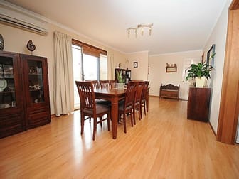 61 Eucalypt Place Royalla NSW 2620 - Image 3