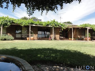 28 Finlay Place Burra NSW 2620 - Image 2