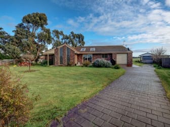 31 McColls Rd Port Fairy VIC 3284 - Image 1