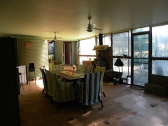 597 Fishers Lane Young NSW 2594 - Image 2