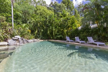Port Douglas Qld 4877 Hotel Motel Pub Amp Leisure