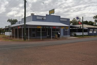 17 St Mary Street Isisford Qld 4731 Hotel Motel Pub