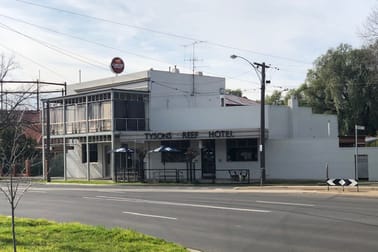 2 Weeroona Avenue Bendigo Vic 3550 Hotel Motel Pub