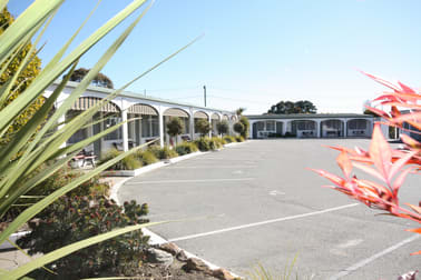 395 Comur Street Yass Nsw 2582 Hotel Motel Pub