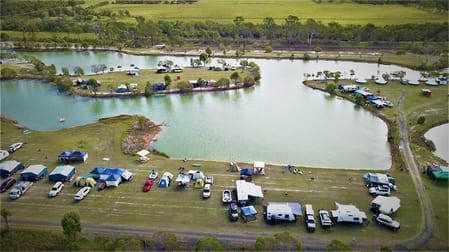 Caravan Park - Burrum River QLD 4659 - 2015774798