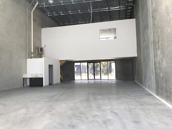 2/1470 Ferntree Gully Road Knoxfield VIC 3180 - Image 2