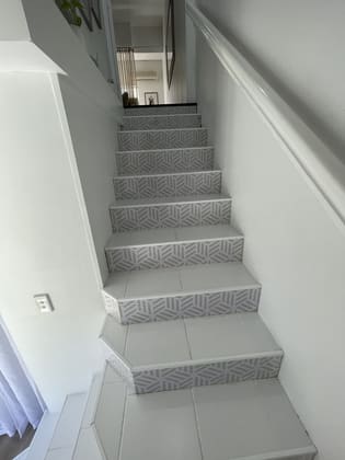 7/32 Ereton Drive Arundel QLD 4214 - Image 4