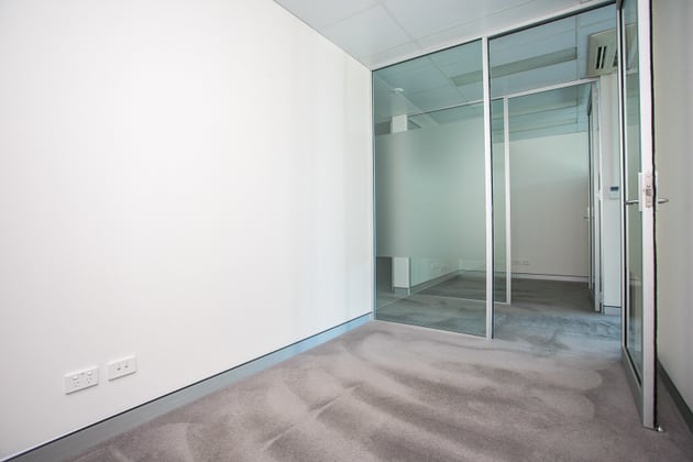 1/100 Terrace Road East Perth WA 6004 - Image 4