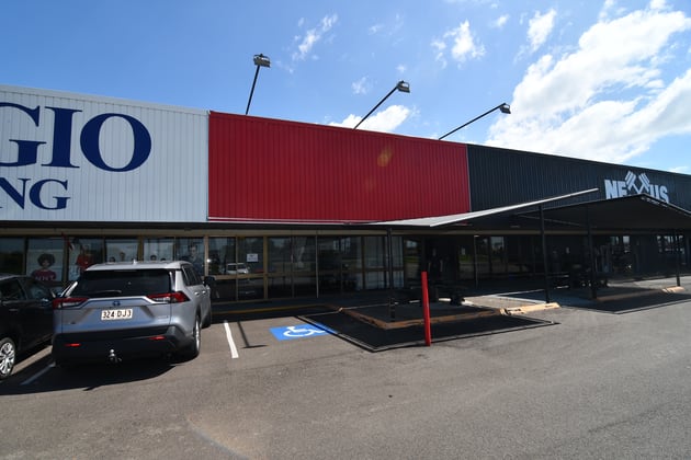 7B/238-262 Woolcock Street Currajong QLD 4812 - Image 4
