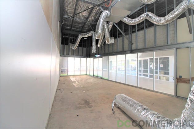 1/2 Wilmot Street South Toowoomba QLD 4350 - Image 5