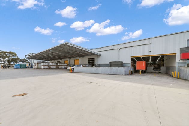 Click to view all images Part/20 Southern Court Keysborough VIC 3173 - Image 2