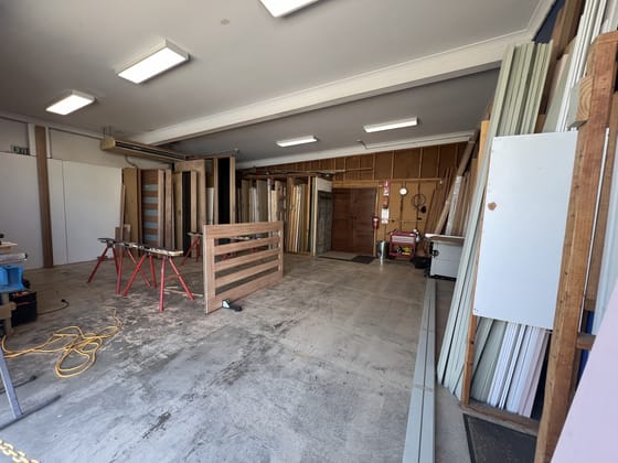 1/27 Lawrence Drive Nerang QLD 4211 - Image 2