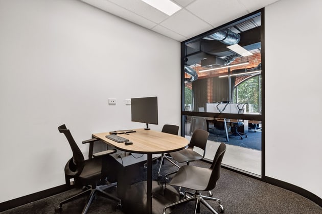 18 Lonsdale Street Braddon ACT 2612 - Image 2