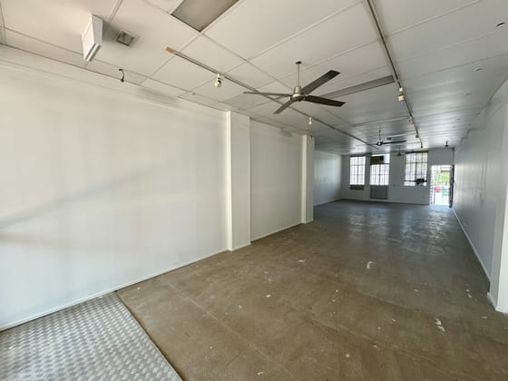 Click to view all images 120 Mary Street Gympie QLD 4570 - Image 4