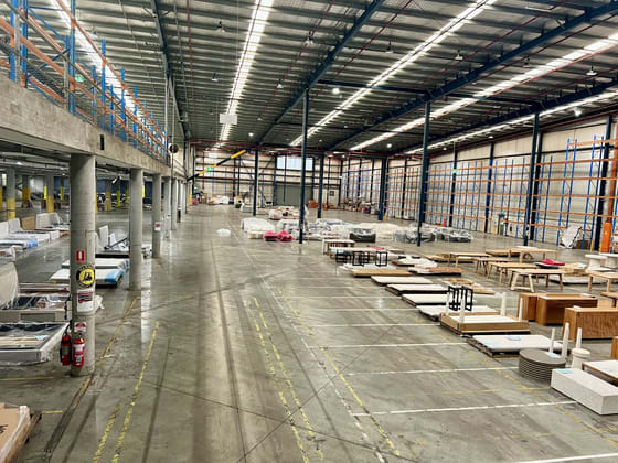 Click to view all images 2-4 Harvey Road Kings Park NSW 2148 - Image 4