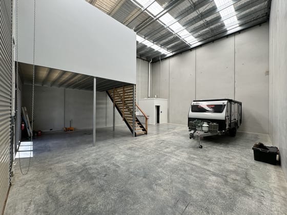 Click to view all images 4/14 Burgess Road Bayswater North VIC 3153 - Image 1