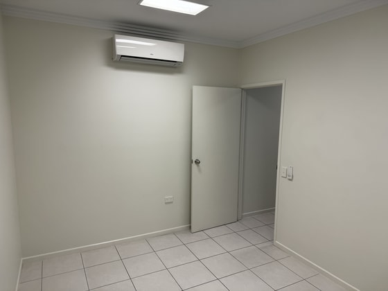 Lvl 1/30 Magazine Street Stratford QLD 4870 - Image 4
