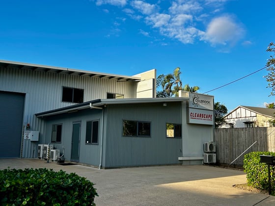 Lvl 1/30 Magazine Street Stratford QLD 4870 - Image 1