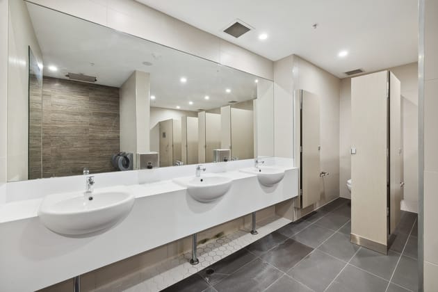 Level 7/25 Rowe Avenue Rivervale WA 6103 - Image 4