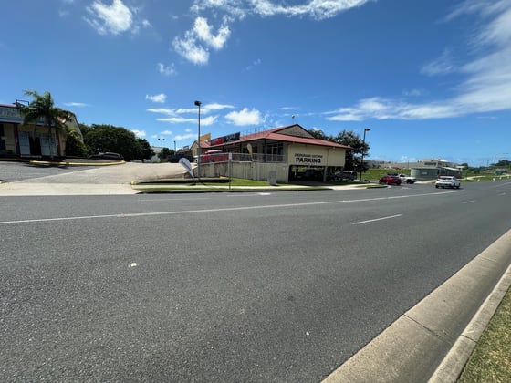 11b/3 Rosewood Drive Rural View QLD 4740 - Image 1