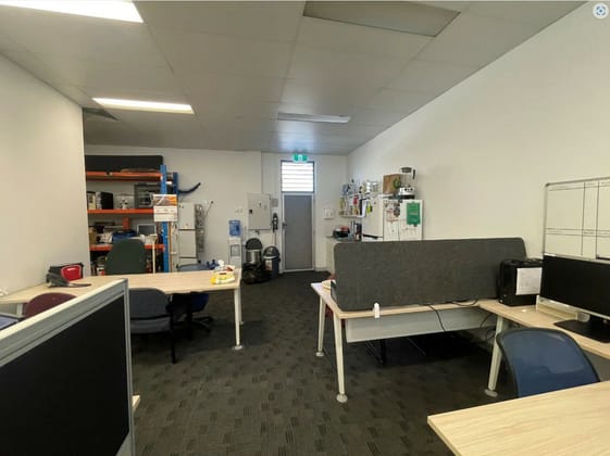 Suite 10/3-15 Dennis Road Springwood QLD 4127 - Image 4