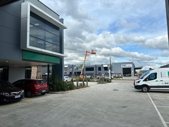 38 Southeast Boulevard Pakenham VIC 3810 - Image 2