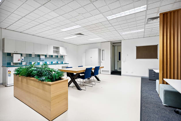 677 The Boulevard Eaglemont VIC 3084 - Image 2