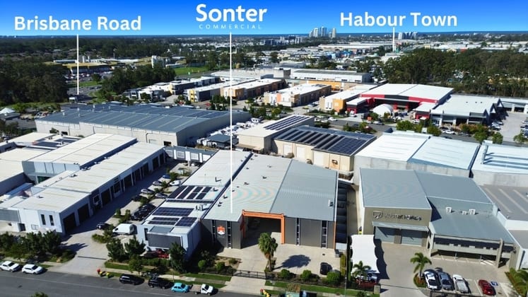 2/20 Harrington Street Arundel QLD 4214 - Image 1