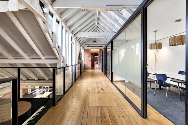 Click to view all images 551 Swanston street Carlton VIC 3053 - Image 4