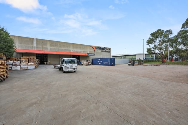 1/19 Centre Road Scoresby VIC 3179 - Image 4