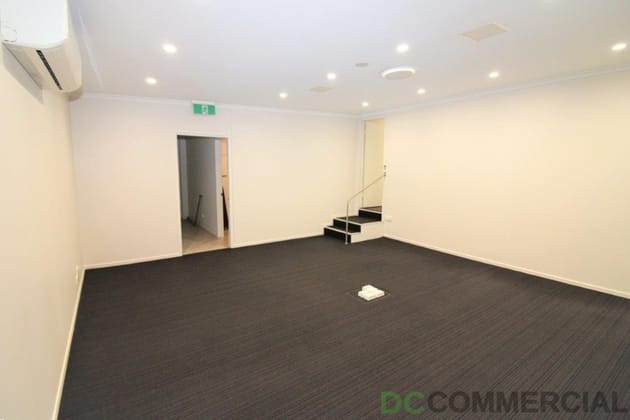 Click to view all images 11b/12 Prescott Street Toowoomba City QLD 4350 - Image 1