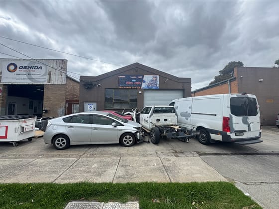 2/13 Heart Street Dandenong VIC 3175 - Image 1