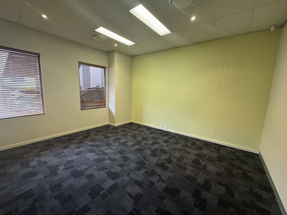 Unit 2/12-20 Railway Road Subiaco WA 6008 - Image 4