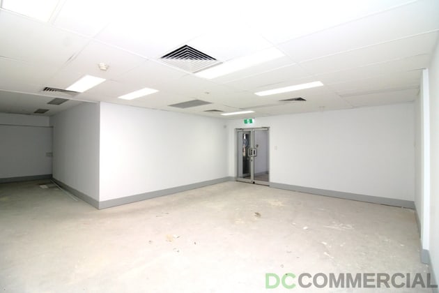 6/216 Margaret Street Toowoomba City QLD 4350 - Image 2