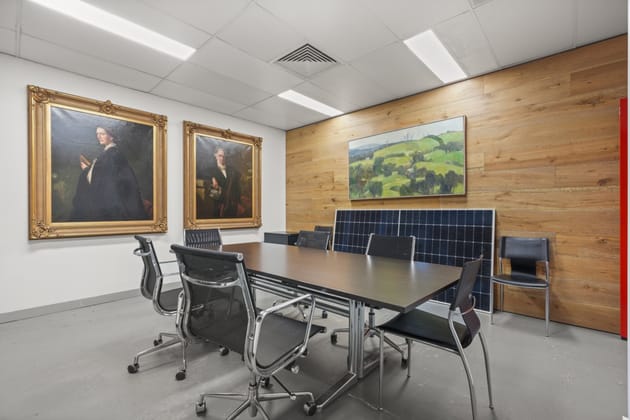 Click to view all images 11 Newton Street Cremorne VIC 3121 - Image 4