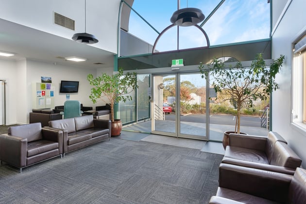 4 Baker Court Albury NSW 2640 - Image 2