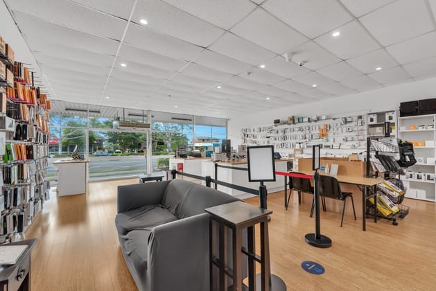 18 & 20/130-164 Brisbane Road Mooloolaba QLD 4557 - Image 3