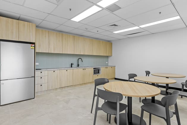 Click to view all images 8 West Street North Sydney NSW 2060 - Image 5